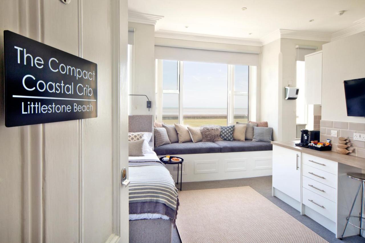 Beachfront Compact Coastal Crib, Direct Sea Views & Air Conditioning Littlestone-on-Sea Esterno foto